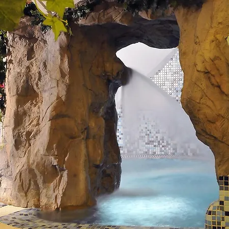 Hotel Belvedere Wellness 3*