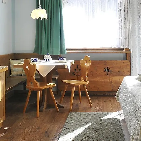 Hotel Belvedere Wellness Отель Фалькаде