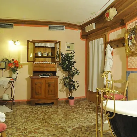 Hotel Belvedere Wellness Отель