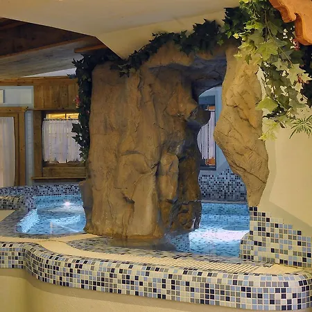 Hotel Belvedere Wellness Отель