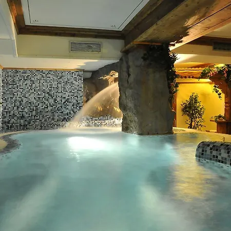 Hotel Belvedere Wellness 3*