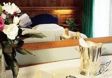 Hotel Belvedere Wellness Отель Фалькаде